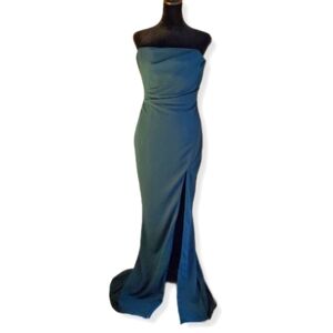 NWOT Lulus Marvelous Entrance Emerald Green Pleated Strapless Maxi Dress Sz S